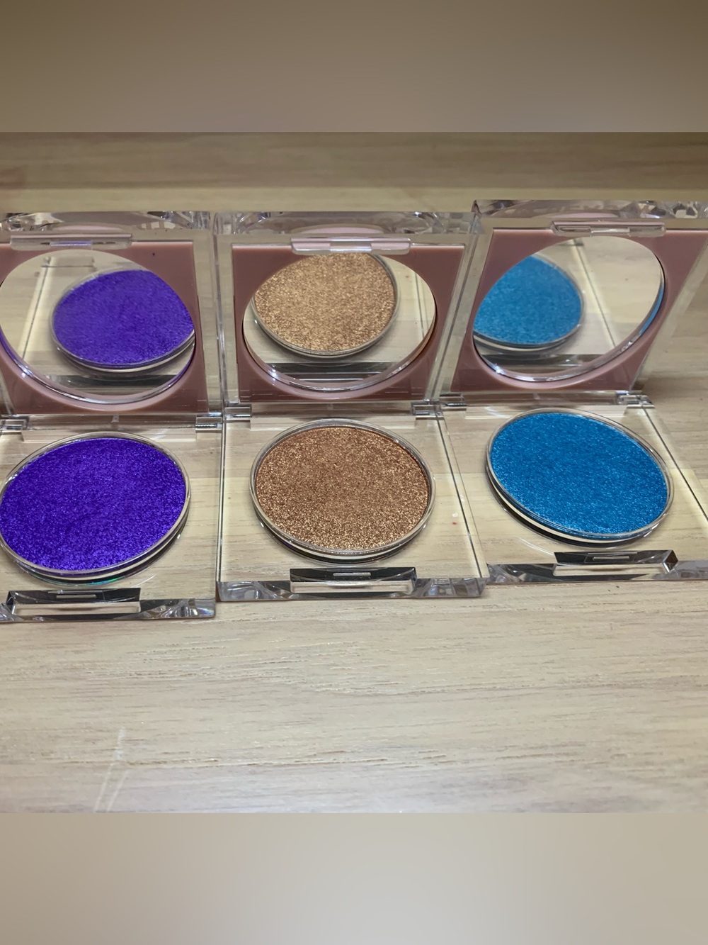 RARE DISCONTINUED JEWEL TONES – KKW BEAUTY FLASHING LIGHTS BUNDLE